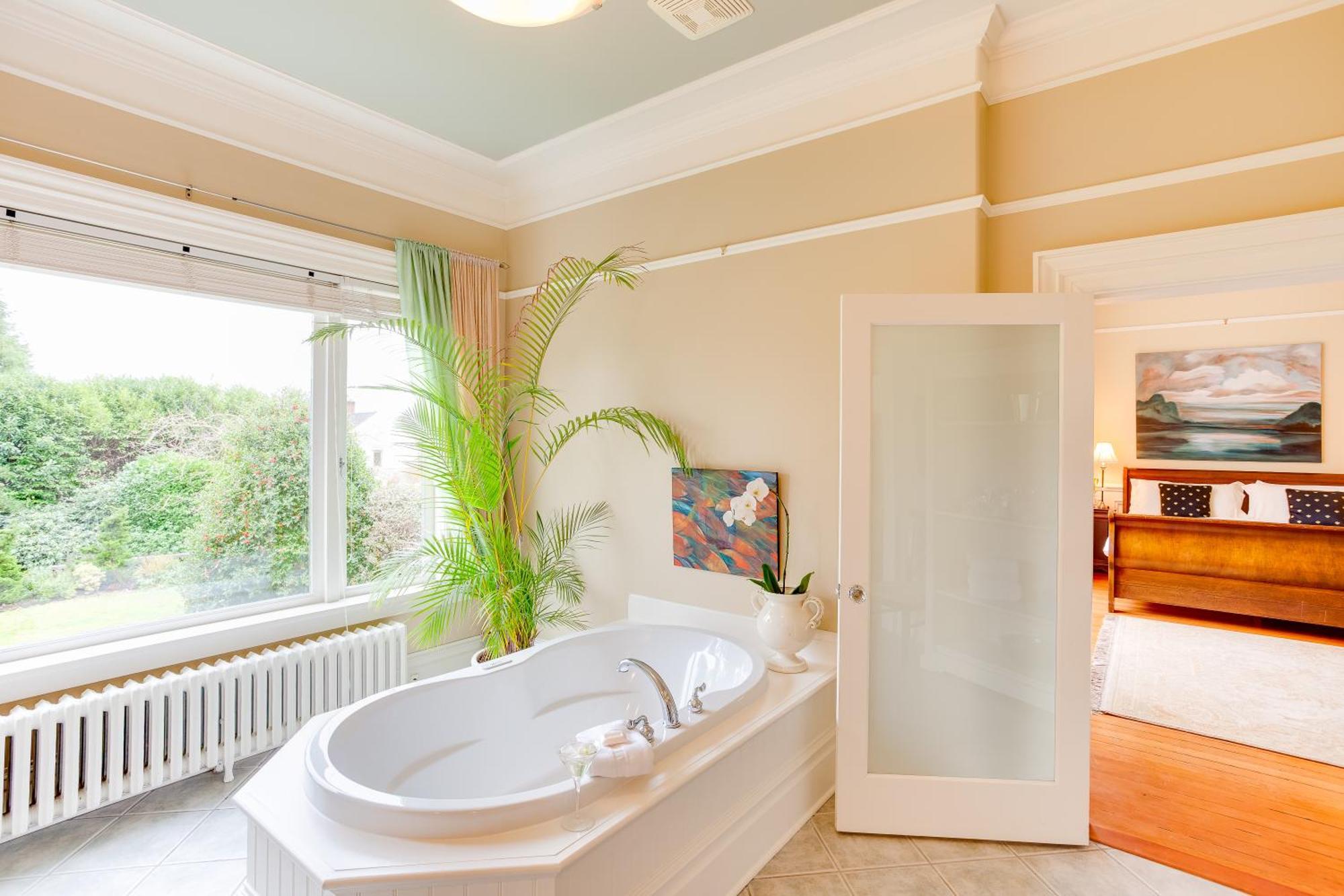 Fairholme Manor Inn Victoria Ngoại thất bức ảnh