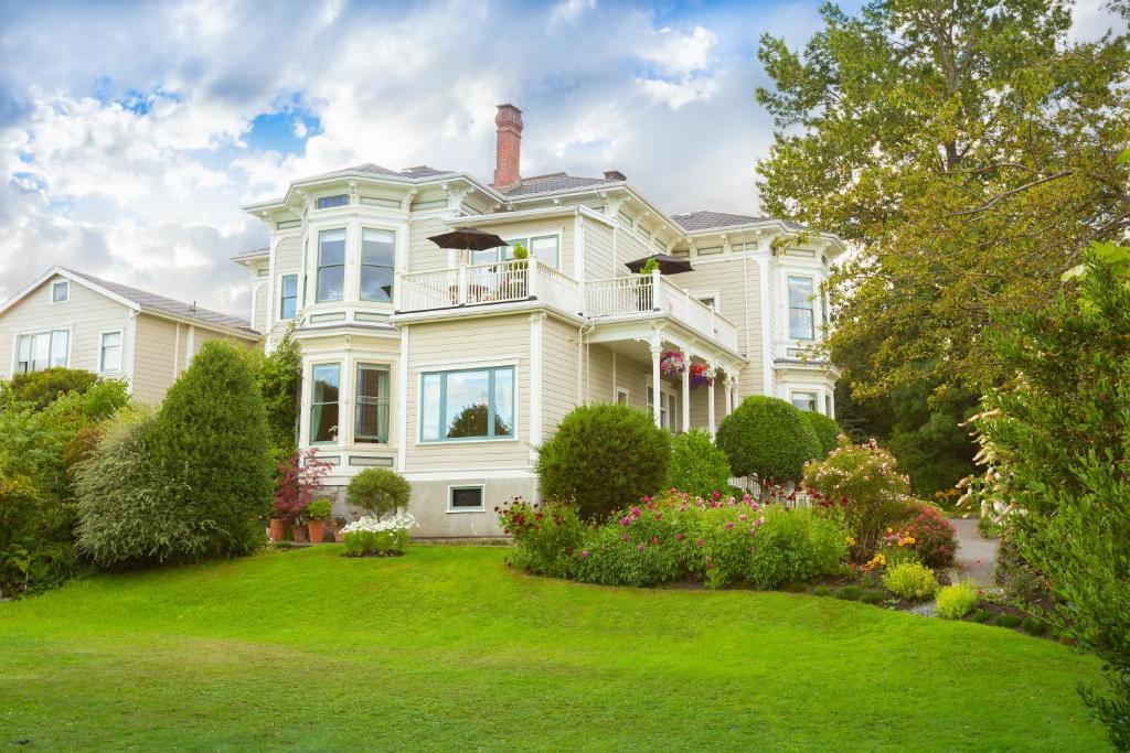 Fairholme Manor Inn Victoria Ngoại thất bức ảnh