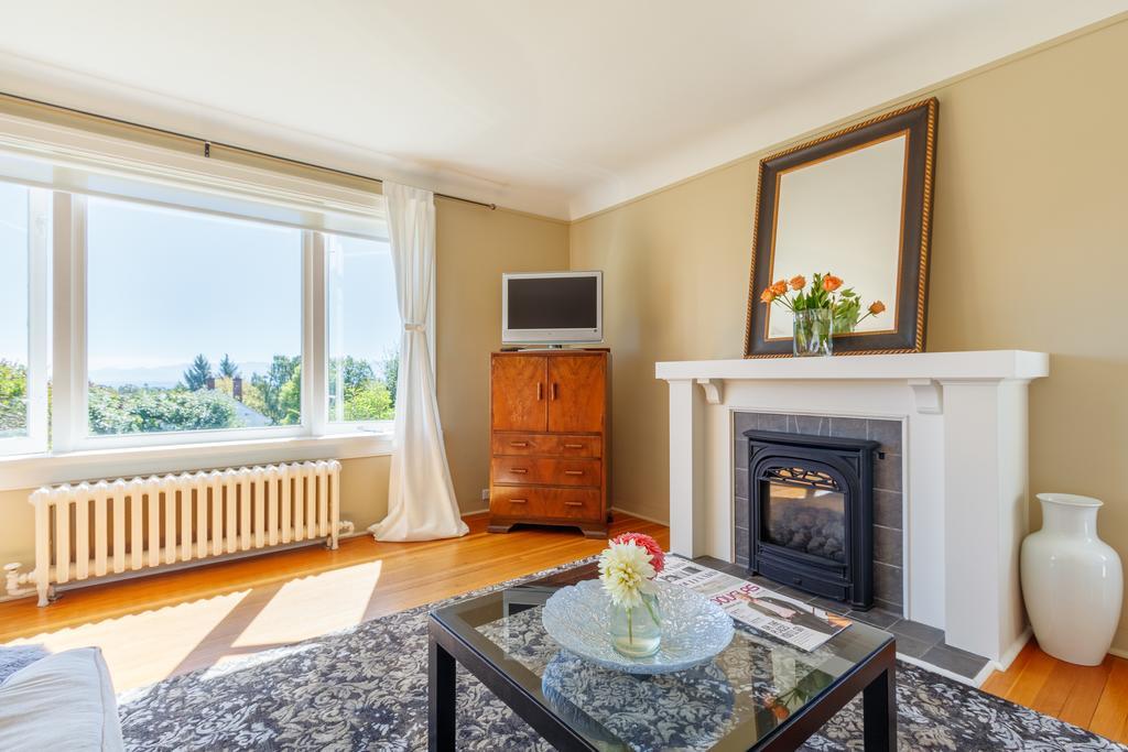 Fairholme Manor Inn Victoria Ngoại thất bức ảnh
