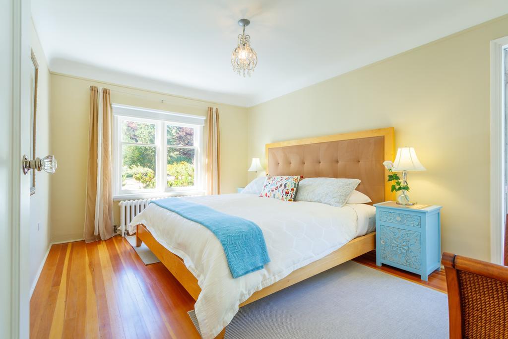 Fairholme Manor Inn Victoria Ngoại thất bức ảnh