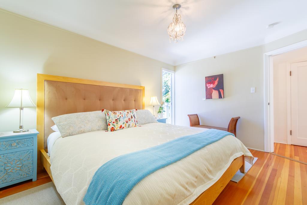 Fairholme Manor Inn Victoria Ngoại thất bức ảnh